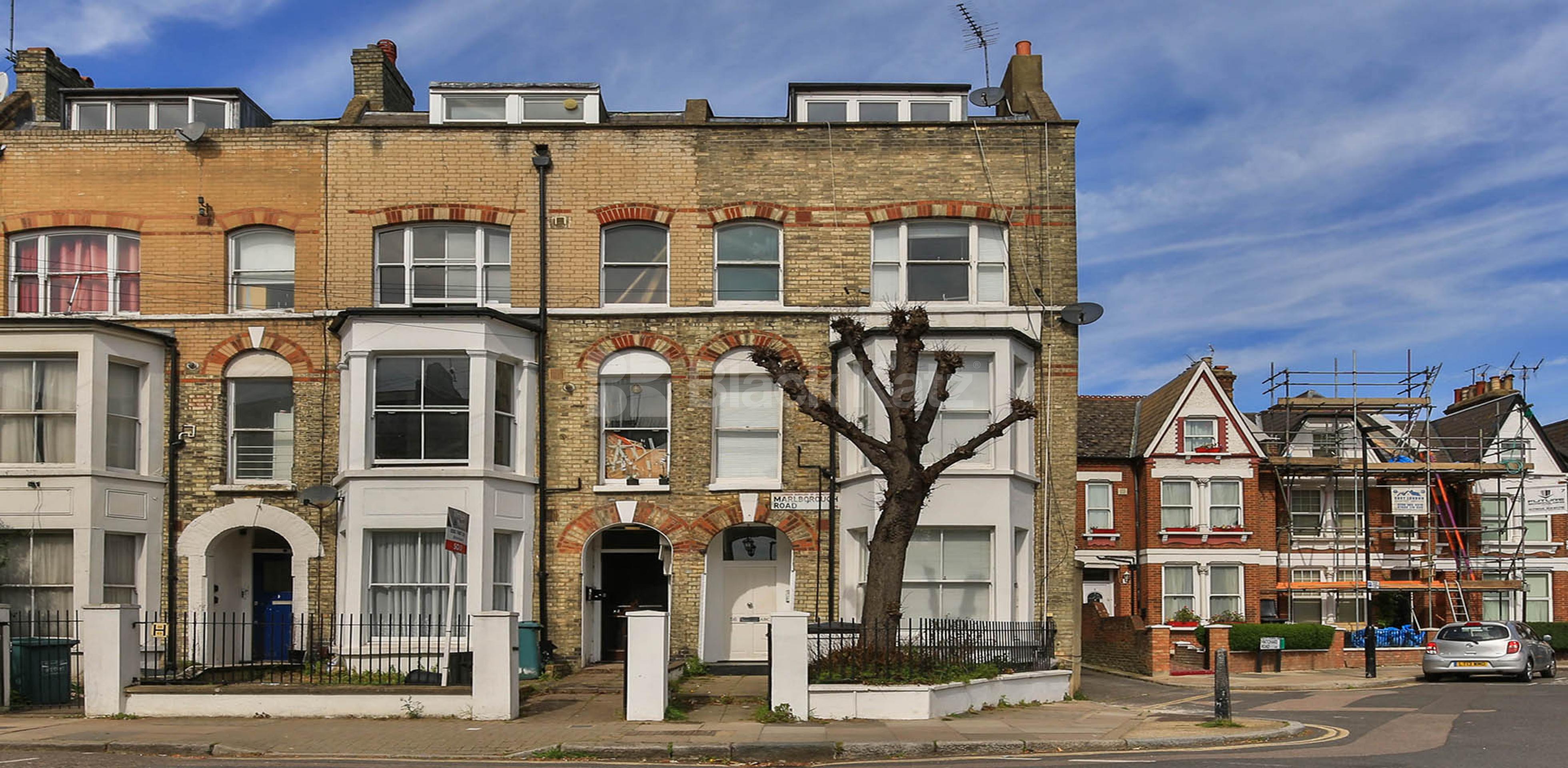 Contemporary flat set on the first floor of a period conversion Marlborough Road, Upper Holloway  N19